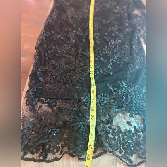 DONNA RICCO
Lace Sheath Midi Dress/ Black/ Size 10 - Picture 6 of 9